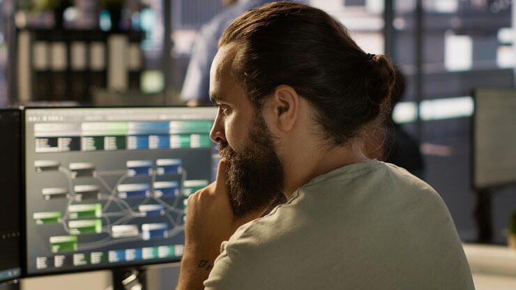 Data Center Construction Costs, Requirements & Timeline